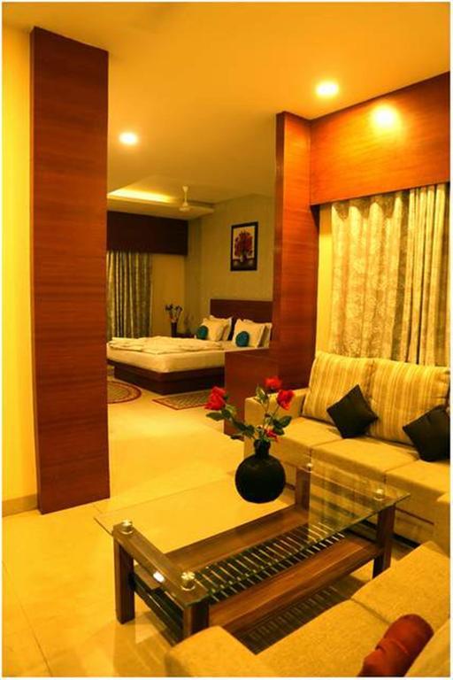 Hotel Shri Khedapati International Ντεβάς Εξωτερικό φωτογραφία