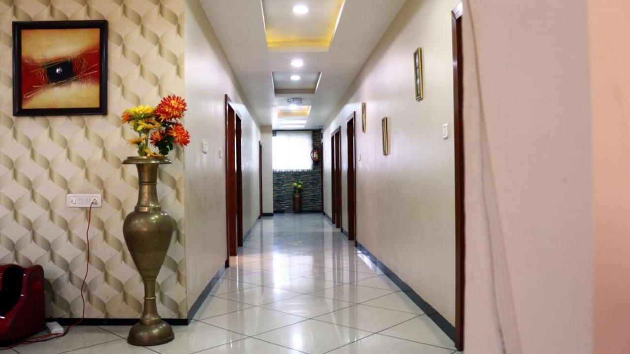 Hotel Shri Khedapati International Ντεβάς Εξωτερικό φωτογραφία